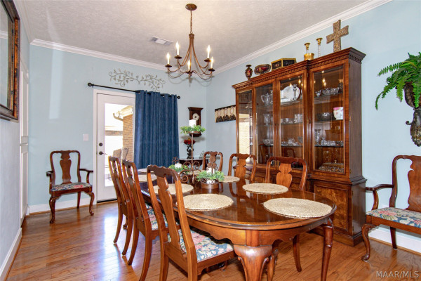 1517 Charleton Drive