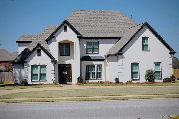 7100 Pinecrest Drive