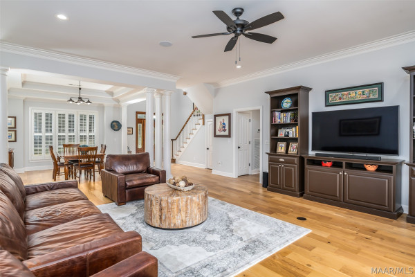 7100 Pinecrest Drive