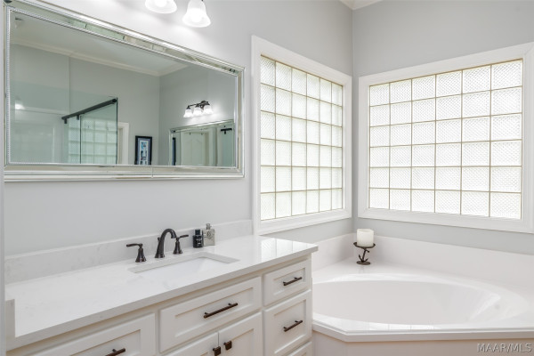 7100 Pinecrest Drive