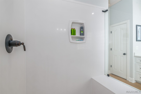 7100 Pinecrest Drive