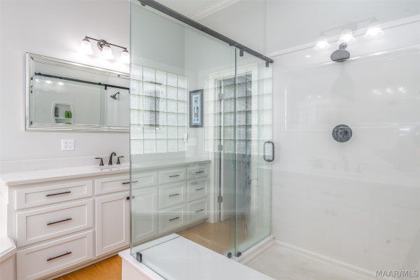 7100 Pinecrest Drive