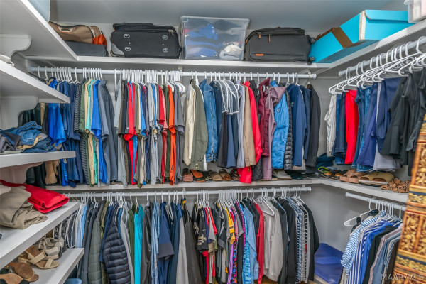 7100 Pinecrest Drive