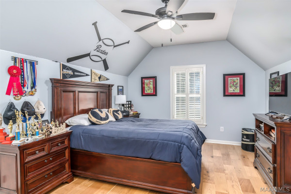 7100 Pinecrest Drive