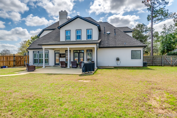 7100 Pinecrest Drive