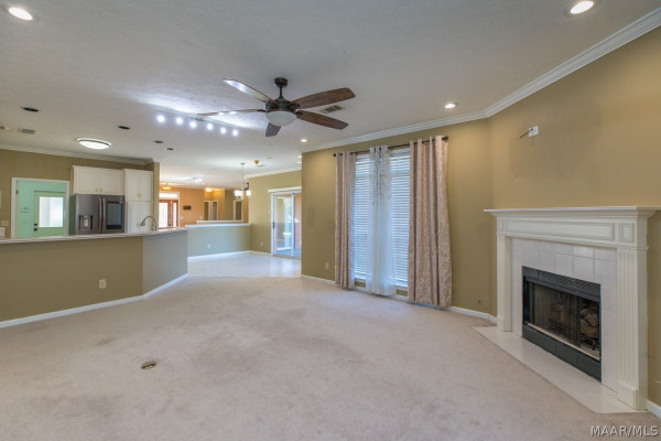 7460 Old Barn Road