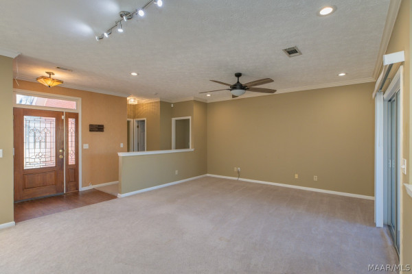 7460 Old Barn Road