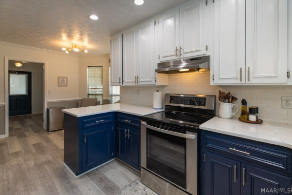 4121 Johnstown Drive