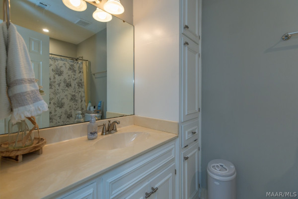 4121 Johnstown Drive