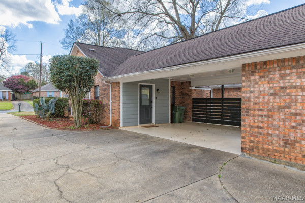 4121 Johnstown Drive