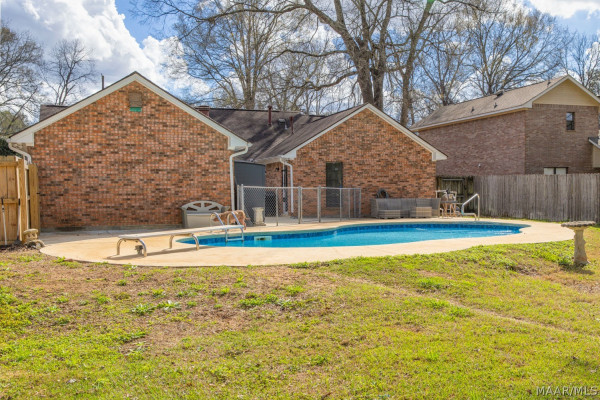 4121 Johnstown Drive