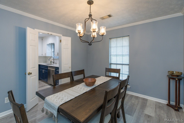 4121 Johnstown Drive