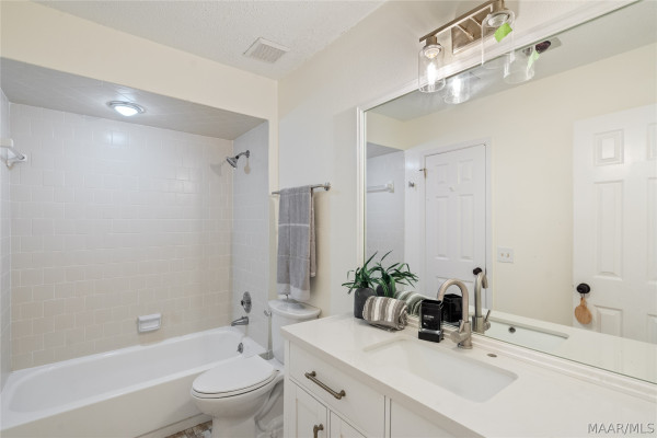 421 Seminole Drive