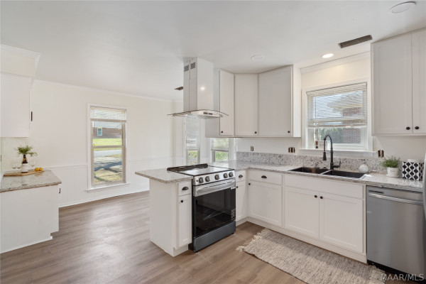 421 Seminole Drive