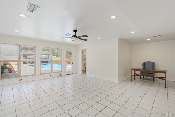 421 Seminole Drive
