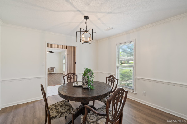 421 Seminole Drive