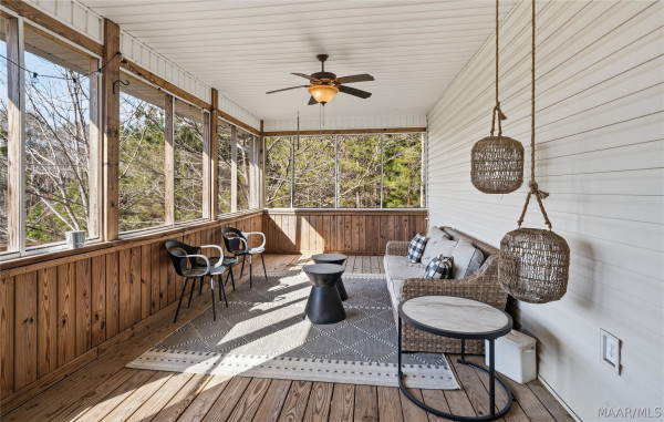 402 Cliffside Drive