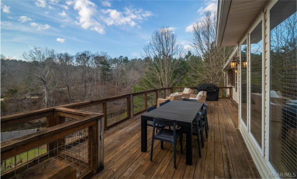 402 Cliffside Drive