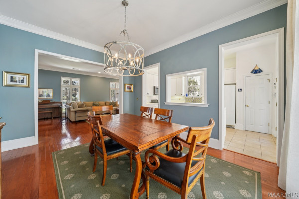 6415 Philadelphia Hill