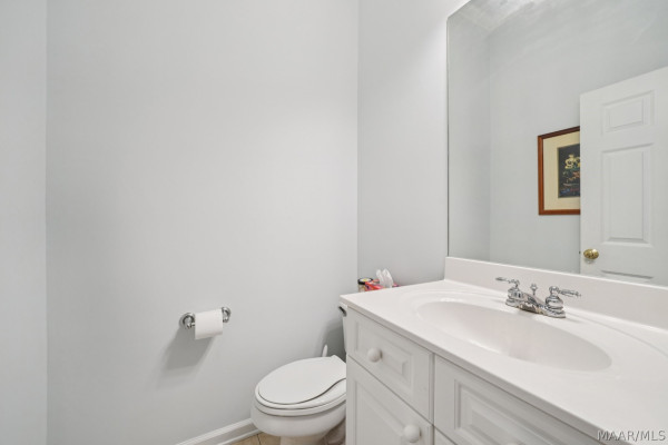 6415 Philadelphia Hill