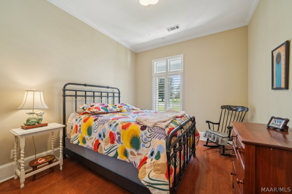 6415 Philadelphia Hill