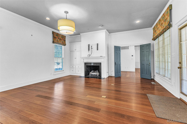 1150 Bell Road