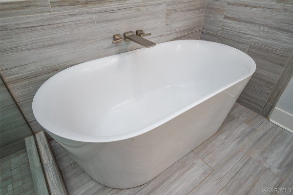 7092 Fain Park Drive