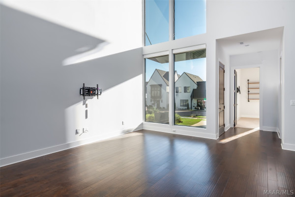 7092 Fain Park Drive