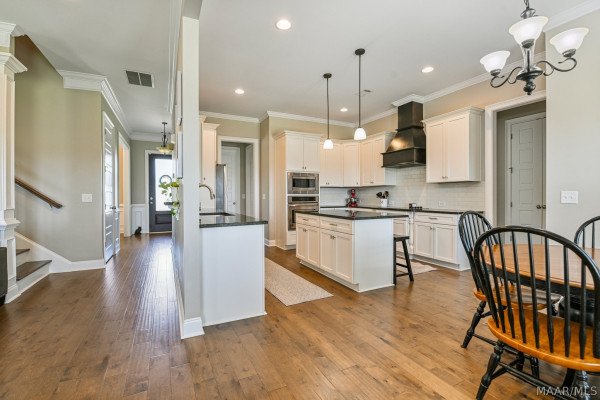 23 BOYKIN LAKES Boulevard