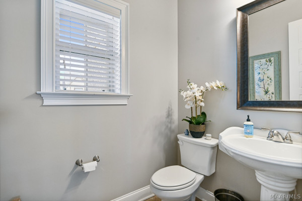 23 BOYKIN LAKES Boulevard