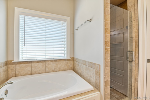 23 BOYKIN LAKES Boulevard