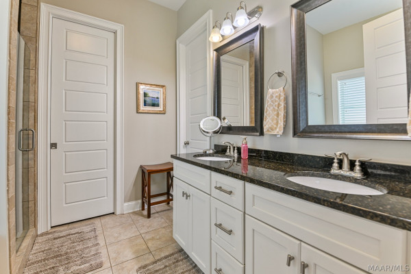 23 BOYKIN LAKES Boulevard