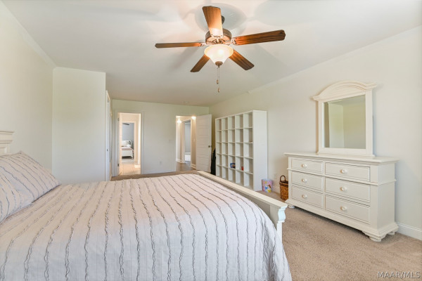 23 BOYKIN LAKES Boulevard