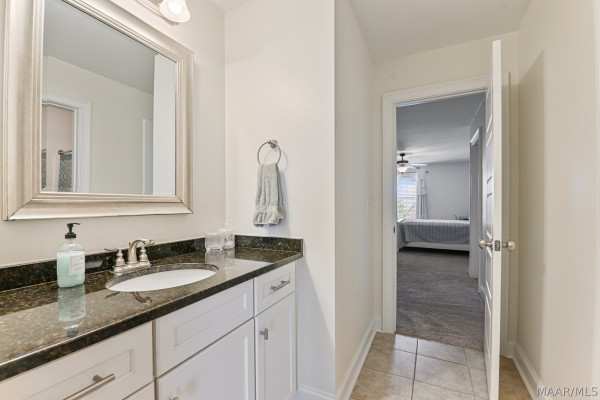 23 BOYKIN LAKES Boulevard