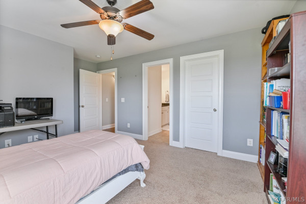 23 BOYKIN LAKES Boulevard