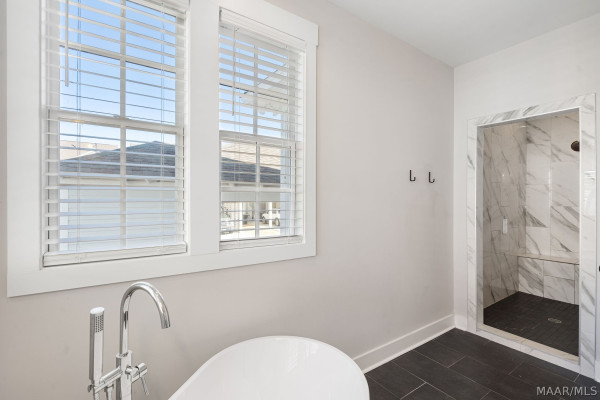 118 Forest Glen Drive