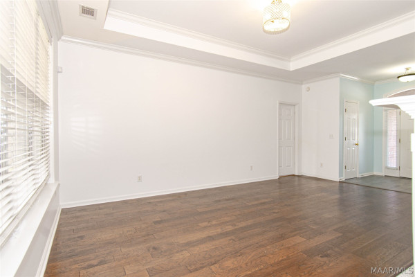9500 Kilburn Court