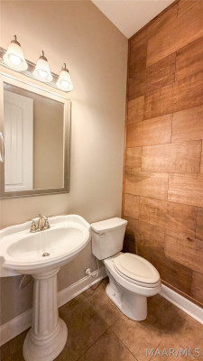 38 BOYKIN LAKES Loop