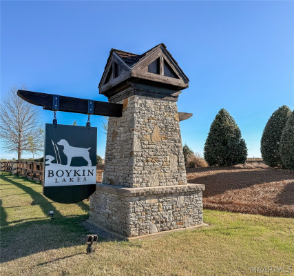 38 BOYKIN LAKES Loop