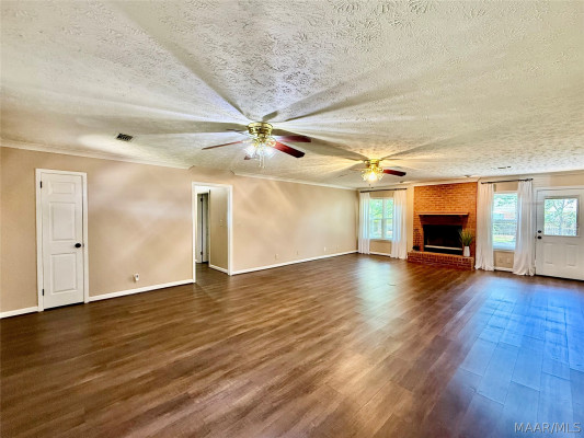 725 Mary Ann Drive