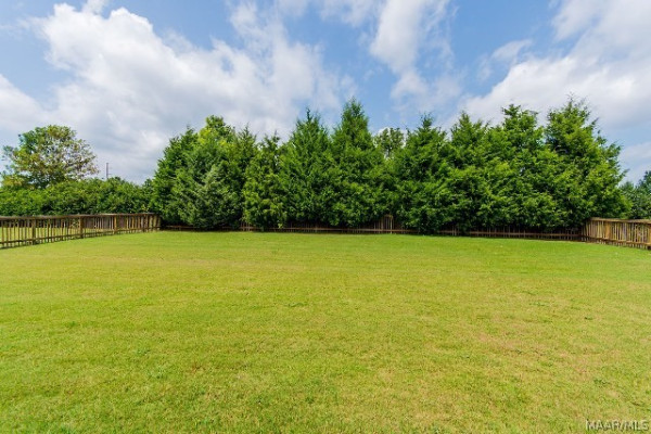 9500 HELMSLEY Circle