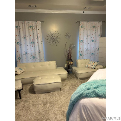 9172 THETFORD Way