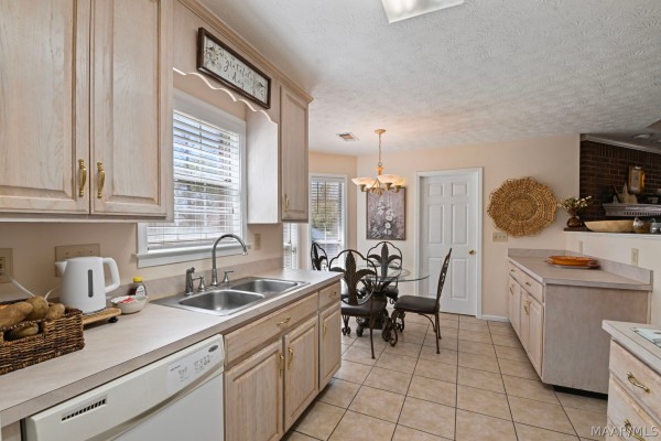 7164 Breckenridge Drive