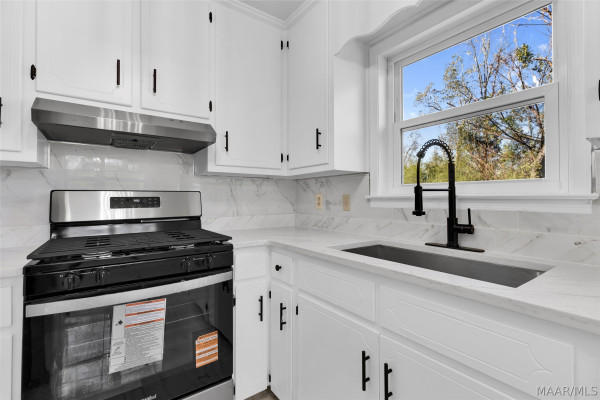 988 Sandy Ridge Road