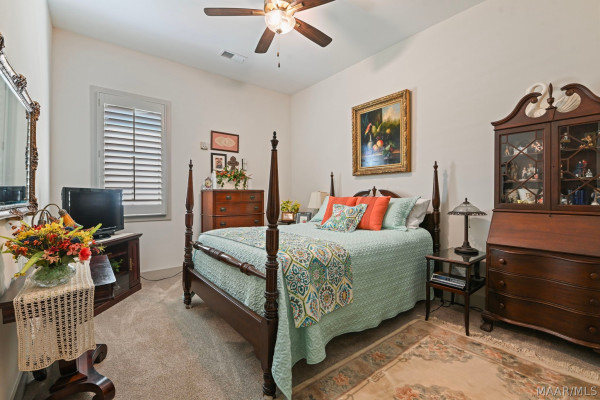 7122 Fain Park Loop