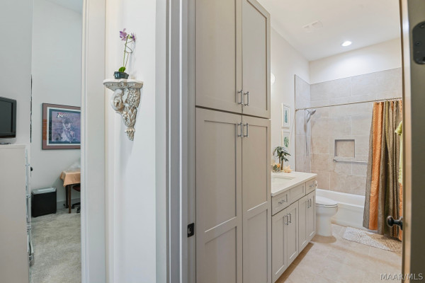 7122 Fain Park Loop