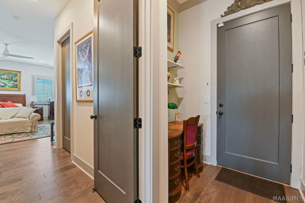 7122 Fain Park Loop