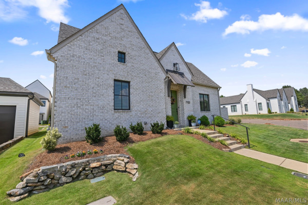 7122 Fain Park Loop
