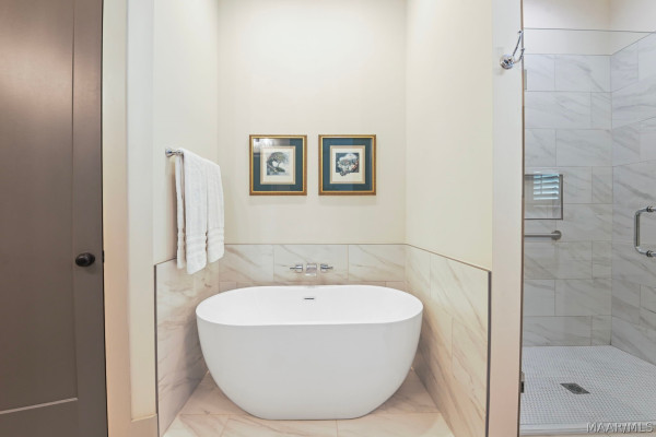 7122 Fain Park Loop