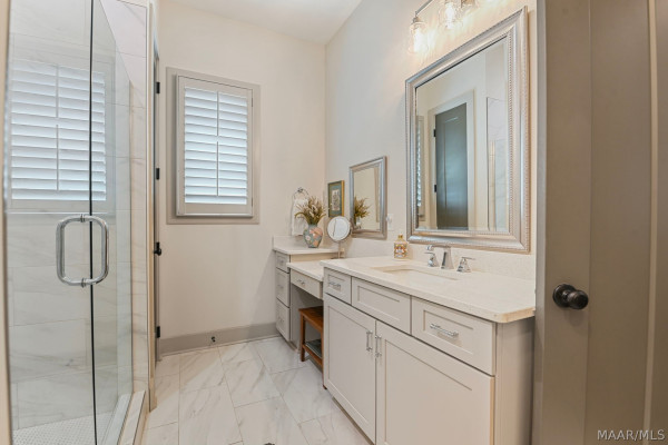 7122 Fain Park Loop